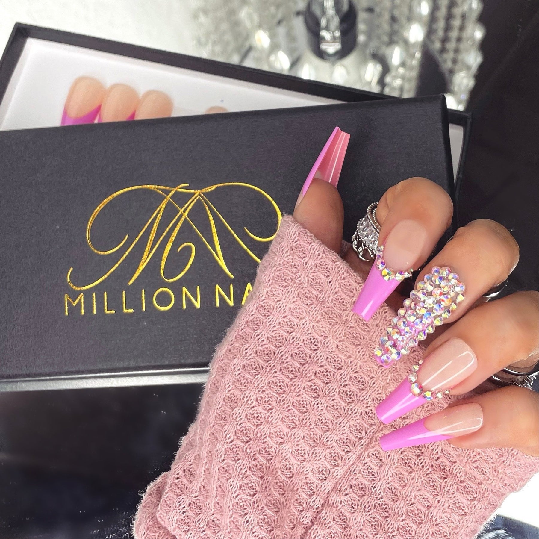 Bratislava Nail - Millionnails