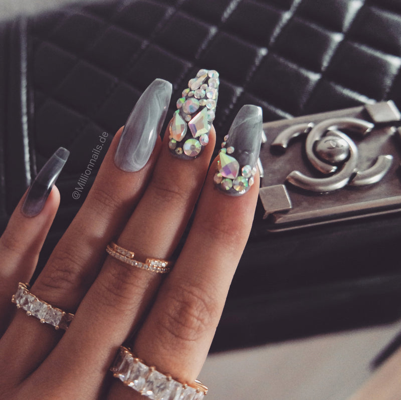 Cannes Nail